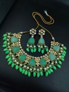 Gold Plated Bridal Necklace Set with Beautiful Stones and Pearl Accents - color: "Mint"