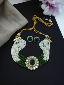 Flower design stone necklace for party wear.