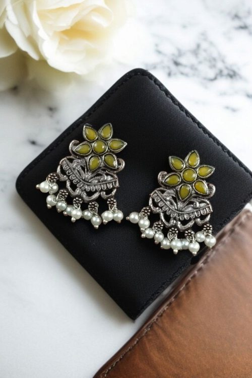 Silver-plated flower earrings with pearl detail for daily traditional wear.