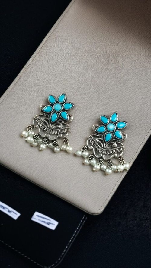 Silver-plated flower earrings with pearl detail for daily traditional wear.