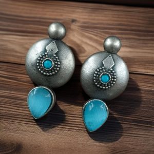 Antique Circle Stud Earrings with Best Silver Touch and Stone Detailing - color: "Aqua"