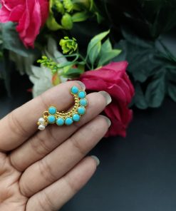 Handcrafted gold plated nosepin with stone and pearl detailing