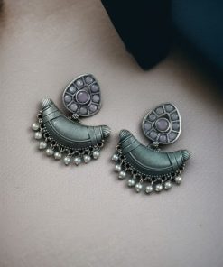 Vintage oxidised silver chandbali earrings with stone and pearl detailing