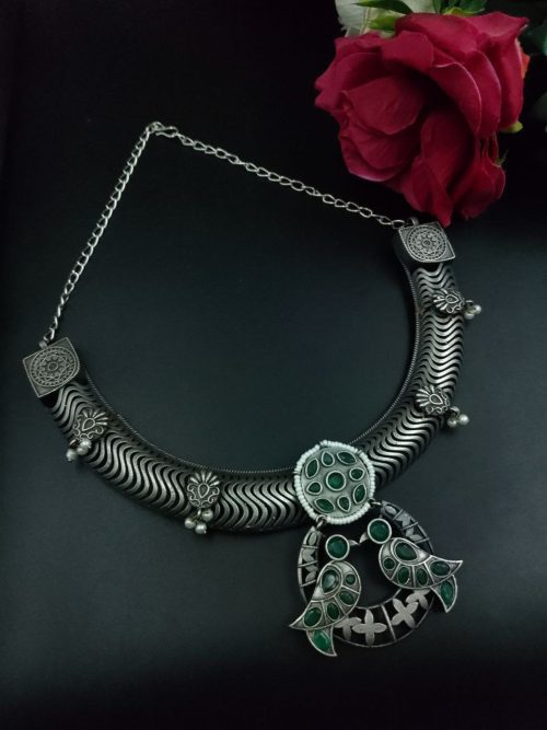 Antique oxidized bird hasli necklace in silver look