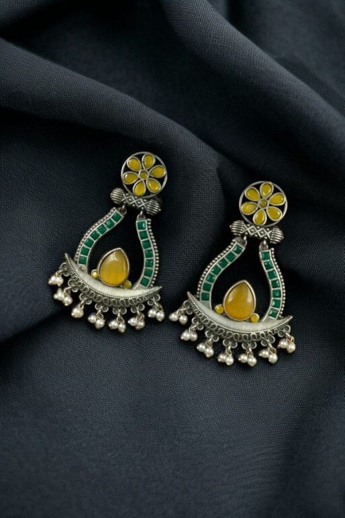 Handcrafted oxidized silver replica long earrings with Monalisa stone and pearl.