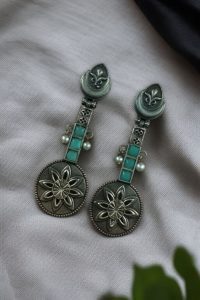 Lightweight Unique Flower Dangler Earrings with Traditonal Pearl & Stone Silver Plated Jewelry - color: "Mint"