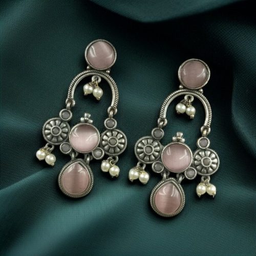 Monalisa stone dangler earrings with pearl in silver plated finish