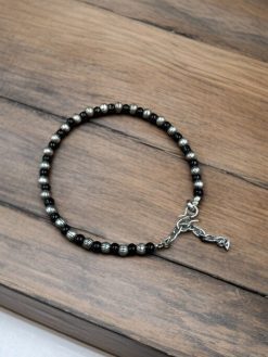 Crystal anklet with silver look finish and stone detailing for casual wear.
