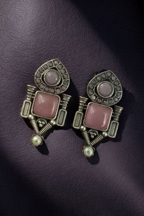 Western style earrings with pearl and Monalisa stone