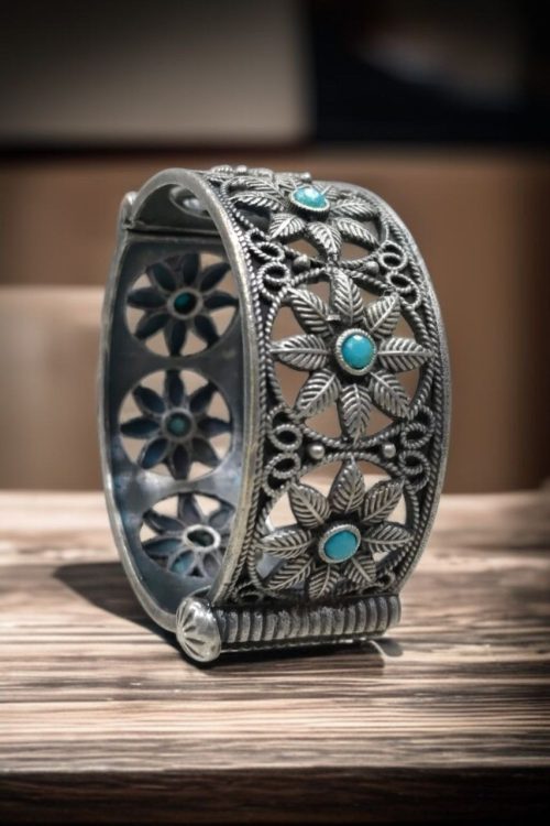 Oxidized flower design bangle for women