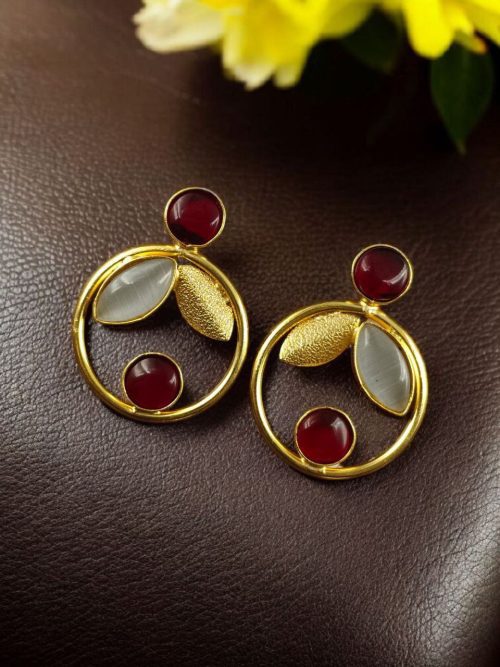 Gold plated leaf and circle earrings with Monalisa stone