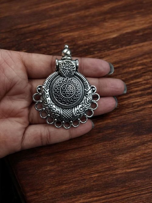 Handmade floral art unique pendant using raw materials