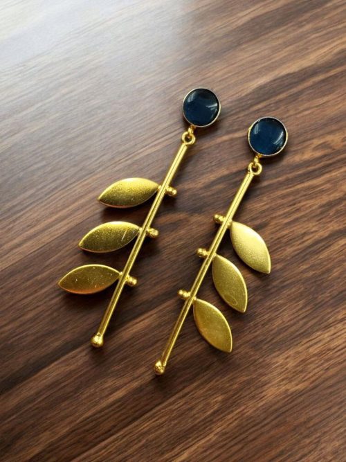 Gold plated leaf earrings with Monalisa stone in western style