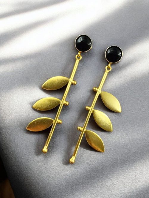 Gold plated leaf earrings with Monalisa stone in western style