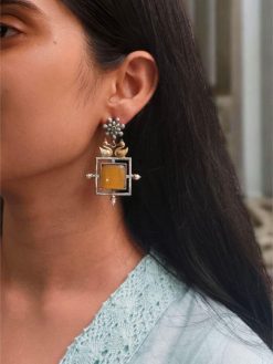 Lightweight Two-Tone Earrings | Western Look Monalisa Stone Best Bird Design Dangler Jewelry