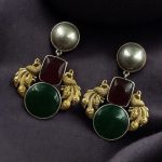 Elegant Peacock-Inspired Two-Tone Brass Earrings with Monalisa Stone – A Contemporary Choice for Every Occasion - ''Red-Green''