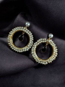 Beautiful Round Stud Earrings Featuring Stones – Perfect for All Occasions - Color: ''Black''