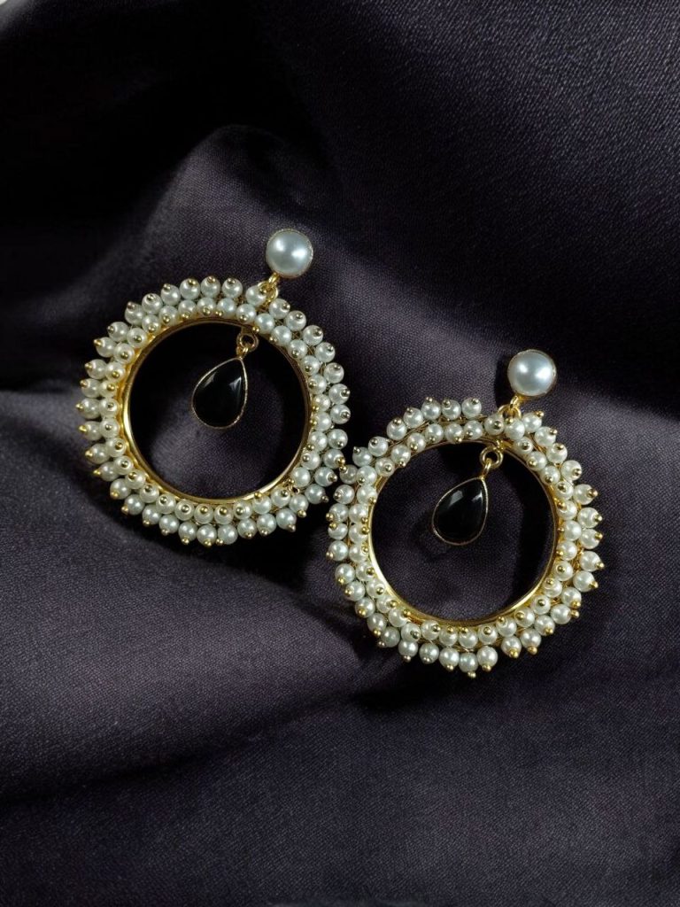 Bulk 442 Beautiful Round Stud Earrings Featuring Stones – Perfect for All Occasions - ''Black''