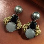 Elegant Peacock-Inspired Two-Tone Brass Earrings with Monalisa Stone – A Contemporary Choice for Every Occasion - ''Black-Grey''