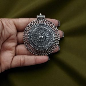 German Silver Round Shape Pendant | Raw Material DIY Jewelry