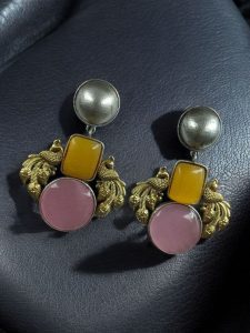 Elegant Peacock-Inspired Two-Tone Brass Earrings with Monalisa Stone – A Contemporary Choice for Every Occasion - Color: "Yellow-Babypink"