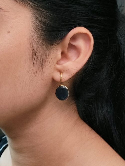 Handmade gold plated earrings with Monalisa stone for daily wear.