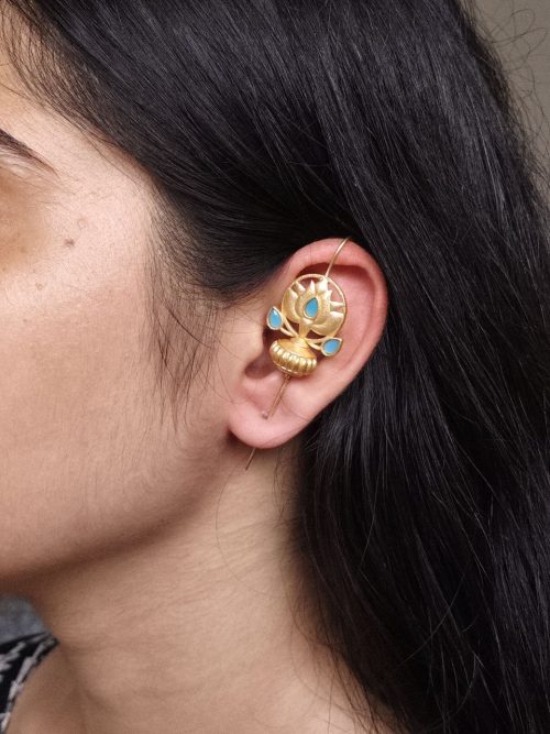 Gold plated lotus design earcuff with stone work for women