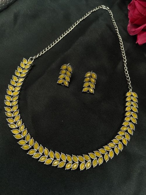 Oxidized silver plated leaf necklace set with stone work