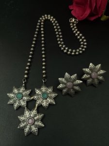 Handmade Silver Replica Flower Necklace with Matching Earrings – Attractive Long Design - Color: "Babypink-Mint"