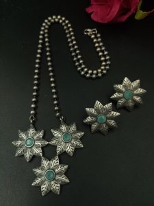 Handmade Silver Replica Flower Necklace with Matching Earrings – Attractive Long Design - Color: "Mint"