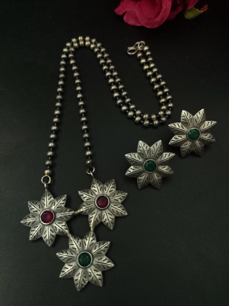 Bulk 236 Handmade Silver Replica Flower Necklace with Matching Earrings – Attractive Long Design - "Red-Green"