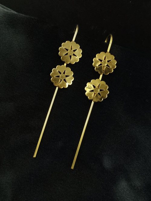Gold plated trendy earcuff for daily wear