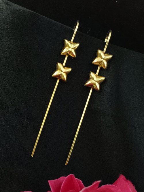 Gold plated star earcuff for daily wear ethnic and western outfits.