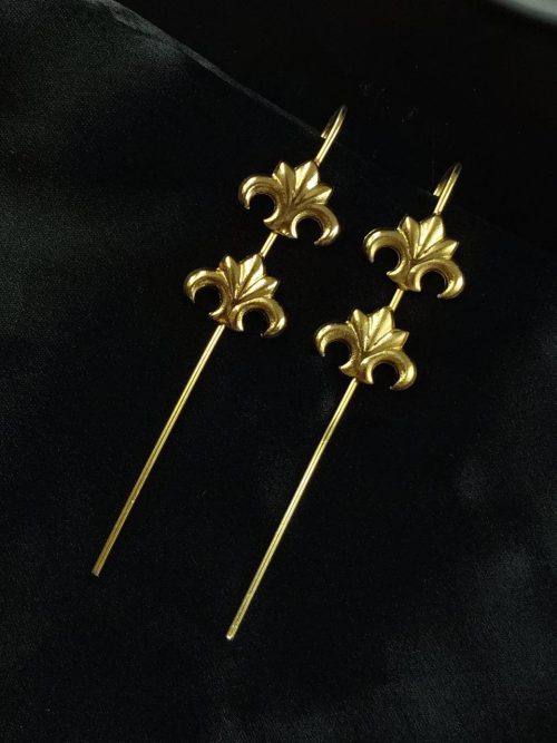 Unique design gold plated earcuff for girls