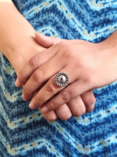 Antique style oxidized flower adjustable silver replica stone ring for women.