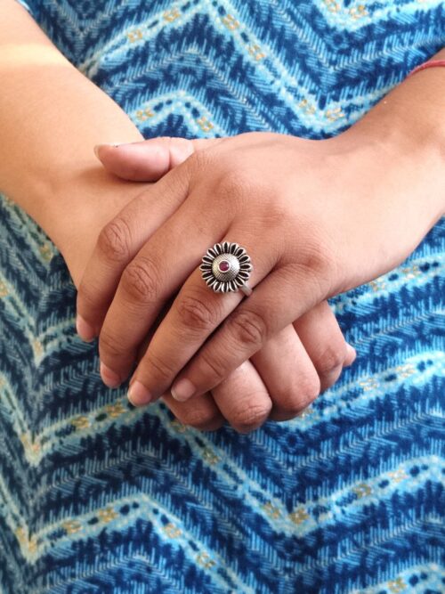 Antique style oxidized flower adjustable silver replica stone ring for women.