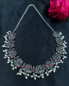 Traditional Flower Design Choker Necklace | Pearl & Stone Work Best Jewelry - color: "Red-Green"