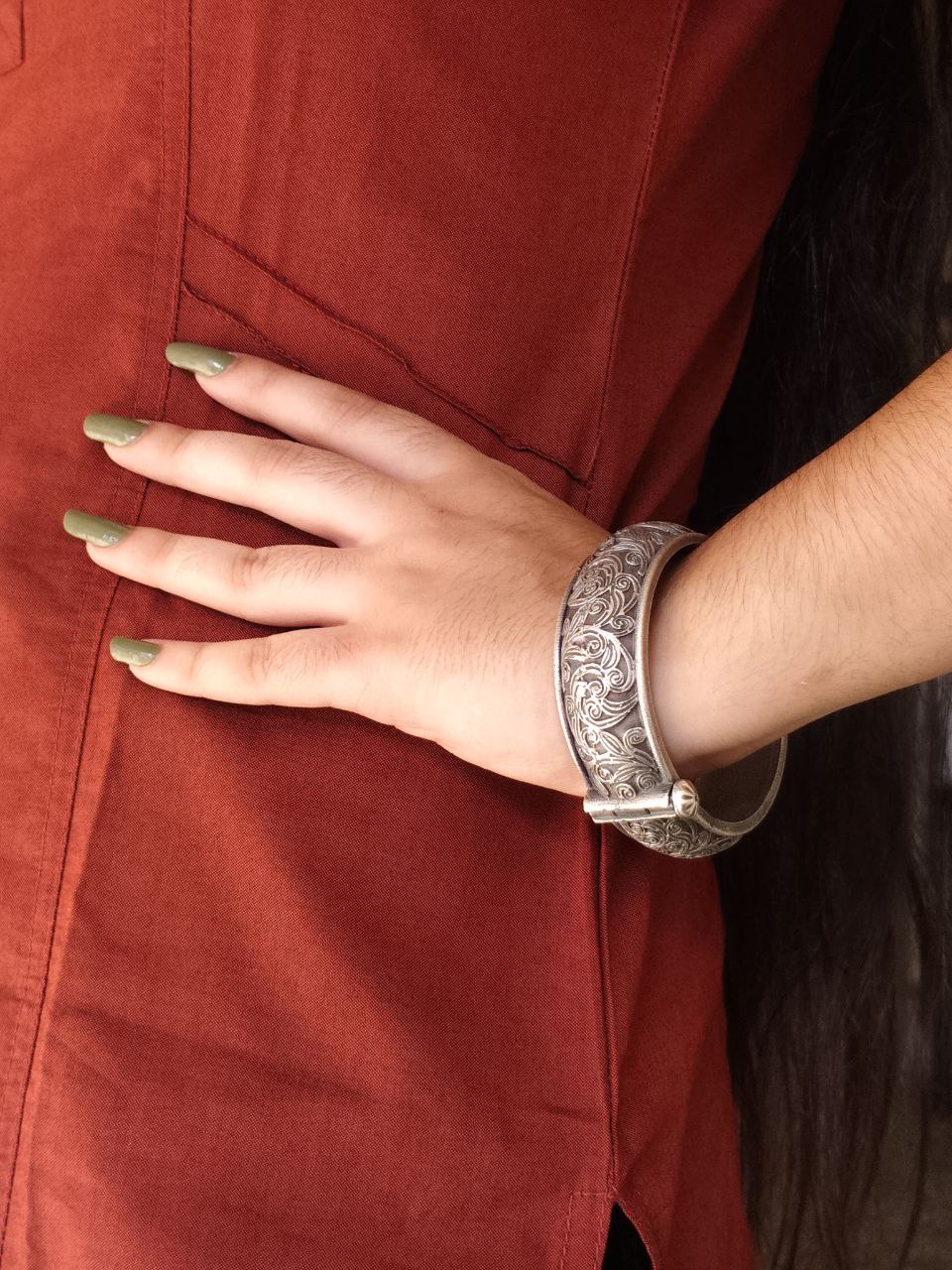 Oxidized Floral Art Bangles | Free Size Silver Replica Best Kada for Ethnic Look 2 Oxidized floral art bangles free size silver replica kada for women.