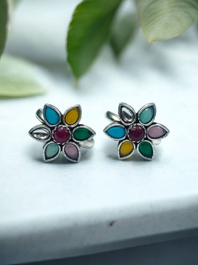 Traditional Flower Design Toe Ring | Oxidized Stone Work Best Jewelry