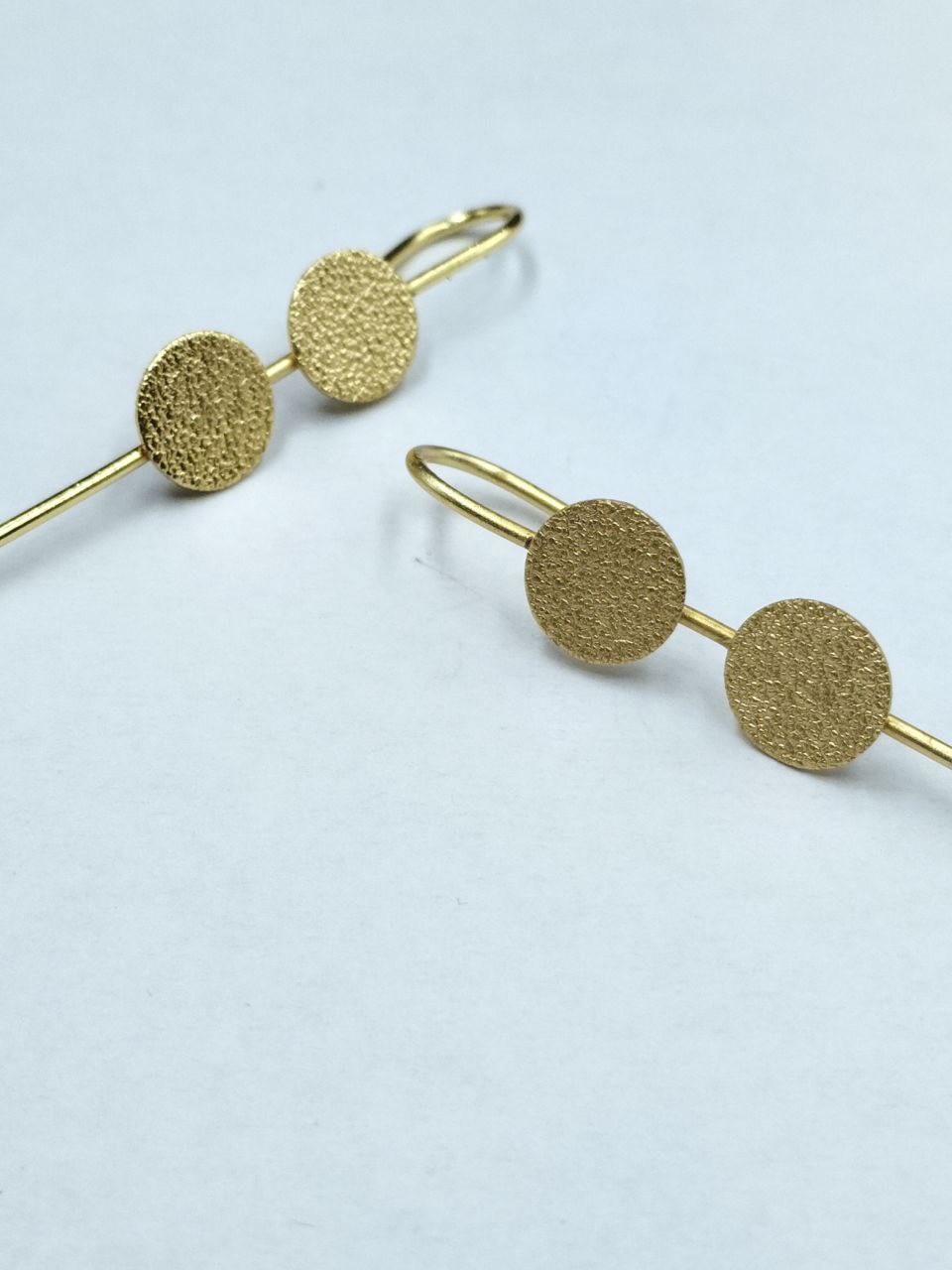 Stylish Round Earcuff | Gold Plated Ethnic and Western Look alike Daily Wear Best Jewelry 4 Gold-plated round earcuff for daily wear, ethnic and western style.