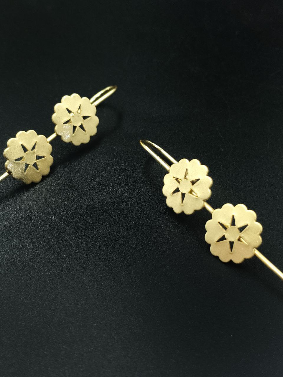 Trendy Gold Plated Earcuff | Best Daily Wear Jewelry for Ethnic & Western Outfits 3 Gold plated earcuff for daily wear