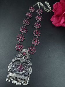 Elegant Floral Art Peacock Necklace | Traditional Stone & Pearl Work Party Wear Amazing Jewelry - color: "Red"