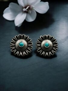 Vintage Look Flower Design Toe Ring | Oxidized Silver Replica Stone Work Best Jewelry for Women - color: "Aqua"