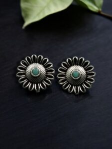 Vintage Look Flower Design Toe Ring | Oxidized Silver Replica Stone Work Best Jewelry for Women - color: "Mint"