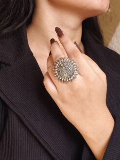 Vintage floral art oxidized silver adjustable ring