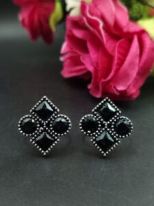 Handcrafted Oxidized Toe Ring | Adjustable Silver Replica Vintage Look Stone Best Jewelry - color: "Black"