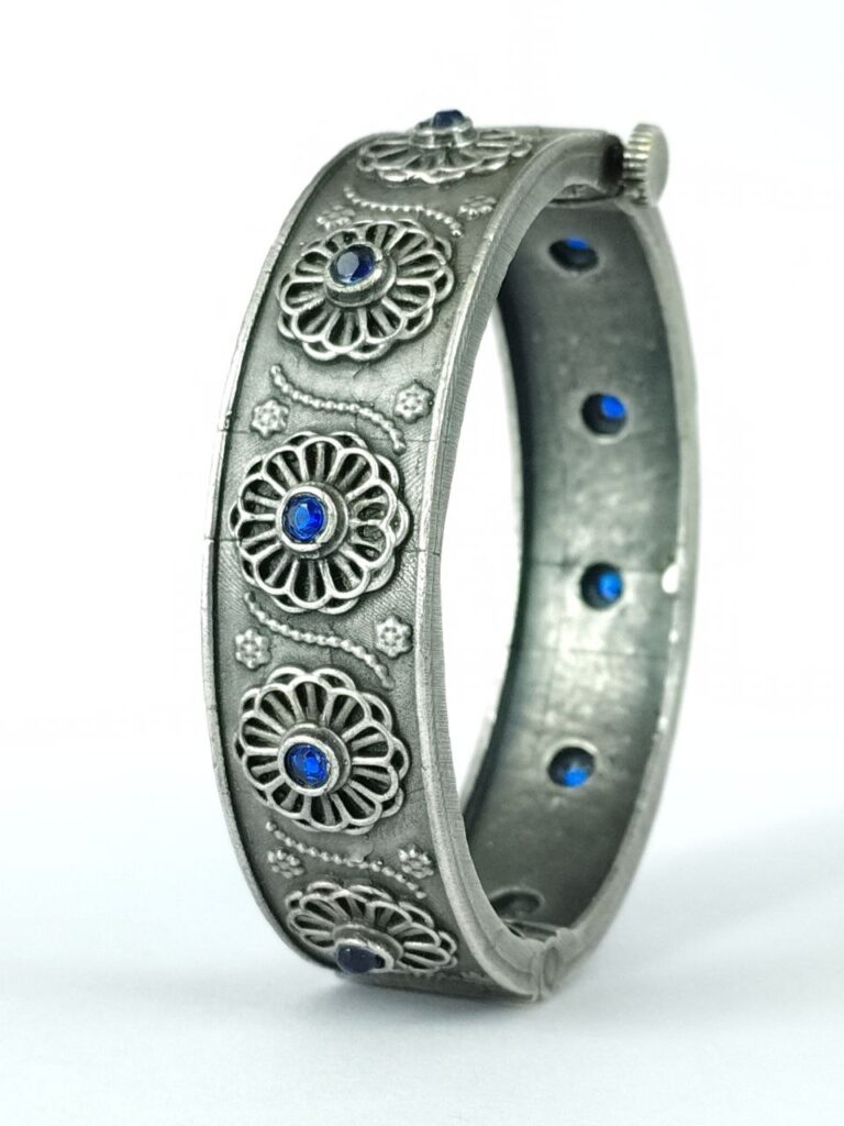 photo 2025 11 04 16 21 42