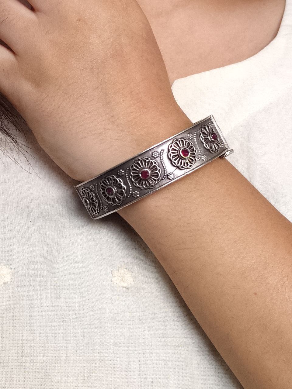 Stylish Traditional Flower Kada | Silver Plated Openable Ethnic Bangle 6 Silver plated traditional flower kada for women.