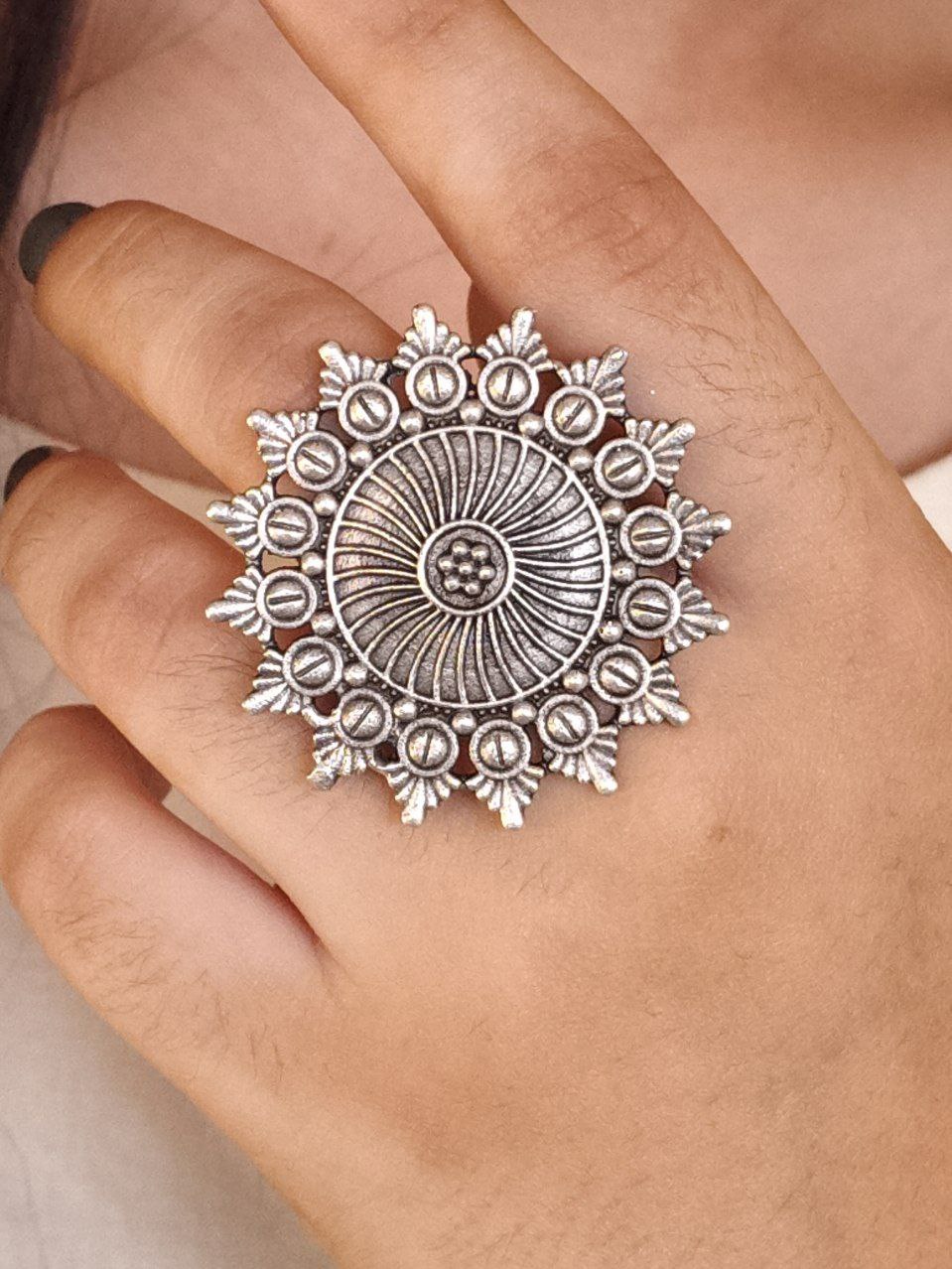 Trendy Unique Design Ring | Adjustable Best Jewelry for Women’s Daily Look 2 Unique design adjustable trendy ring for women’s daily wear