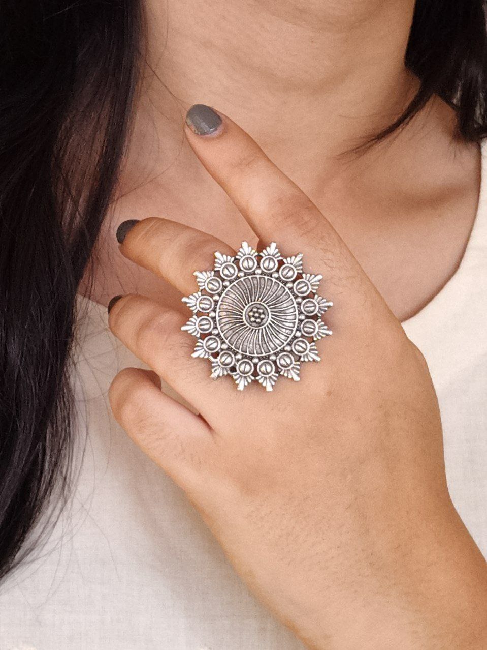 Trendy Unique Design Ring | Adjustable Best Jewelry for Women’s Daily Look 4 Unique design adjustable trendy ring for women’s daily wear